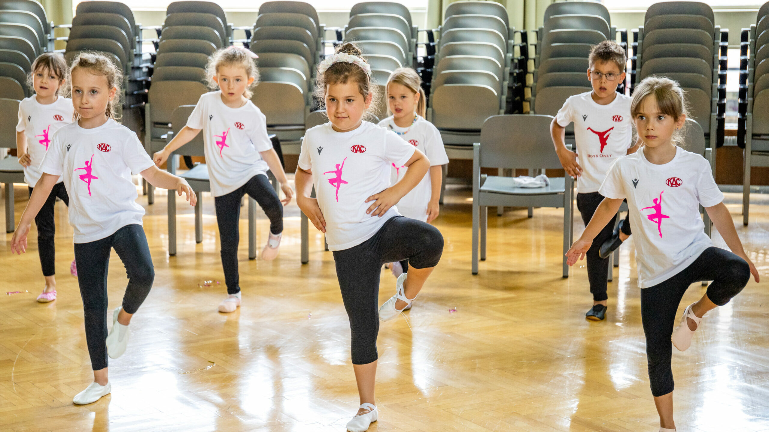 kac tanzen ©derhandler