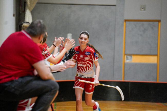 KAC Floorball Damen. Foto: FreitagsFotos