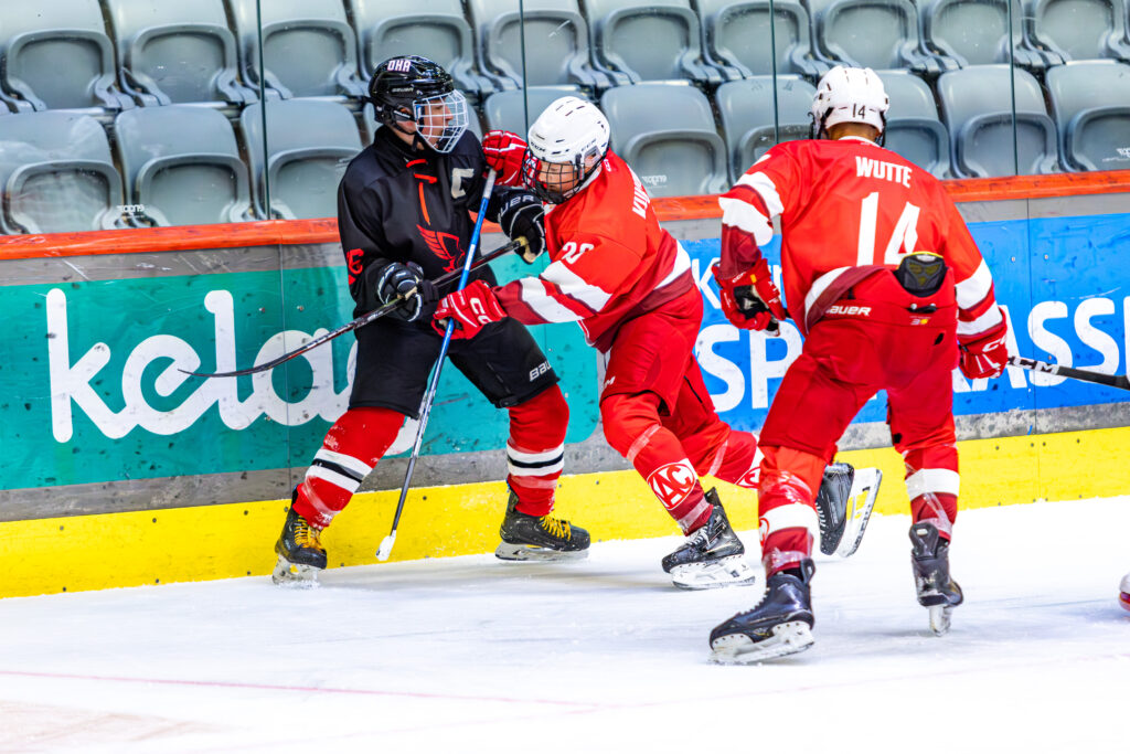 Zwei Siege für den EC KAC U15 im Grunddurchgang gegen SPG OHA/LAS. Foto: DerHandler